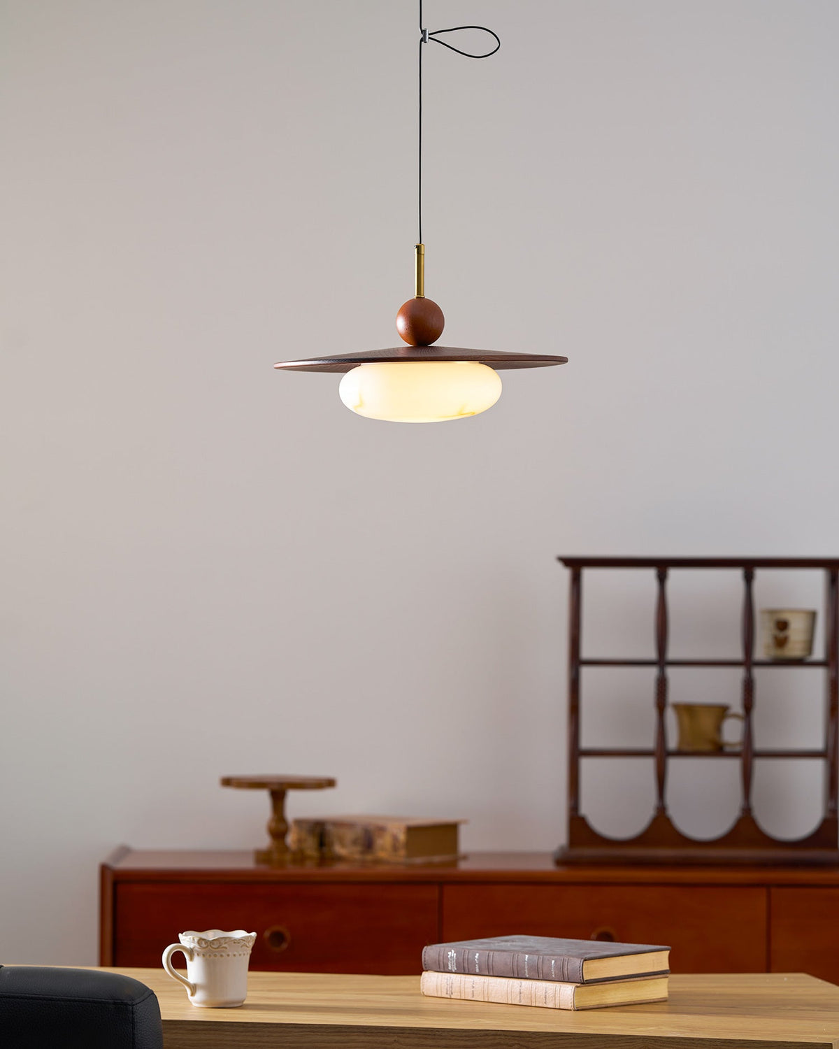 Hebor Adjustable Pendant Light