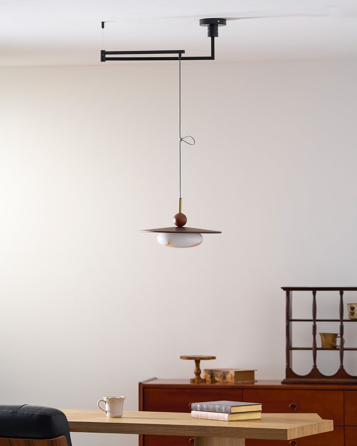 Hebor Adjustable Pendant Light