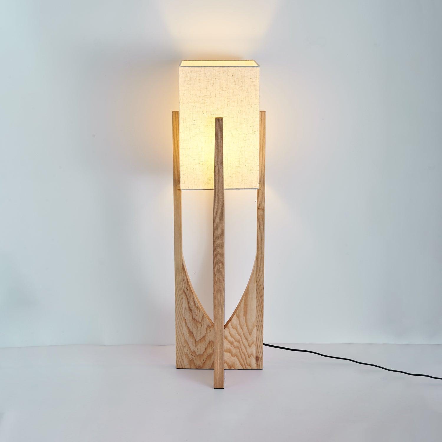 Kirinela Floor Lamp