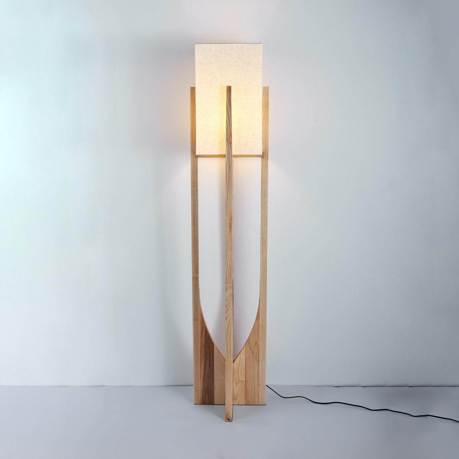 Kirinela Floor Lamp