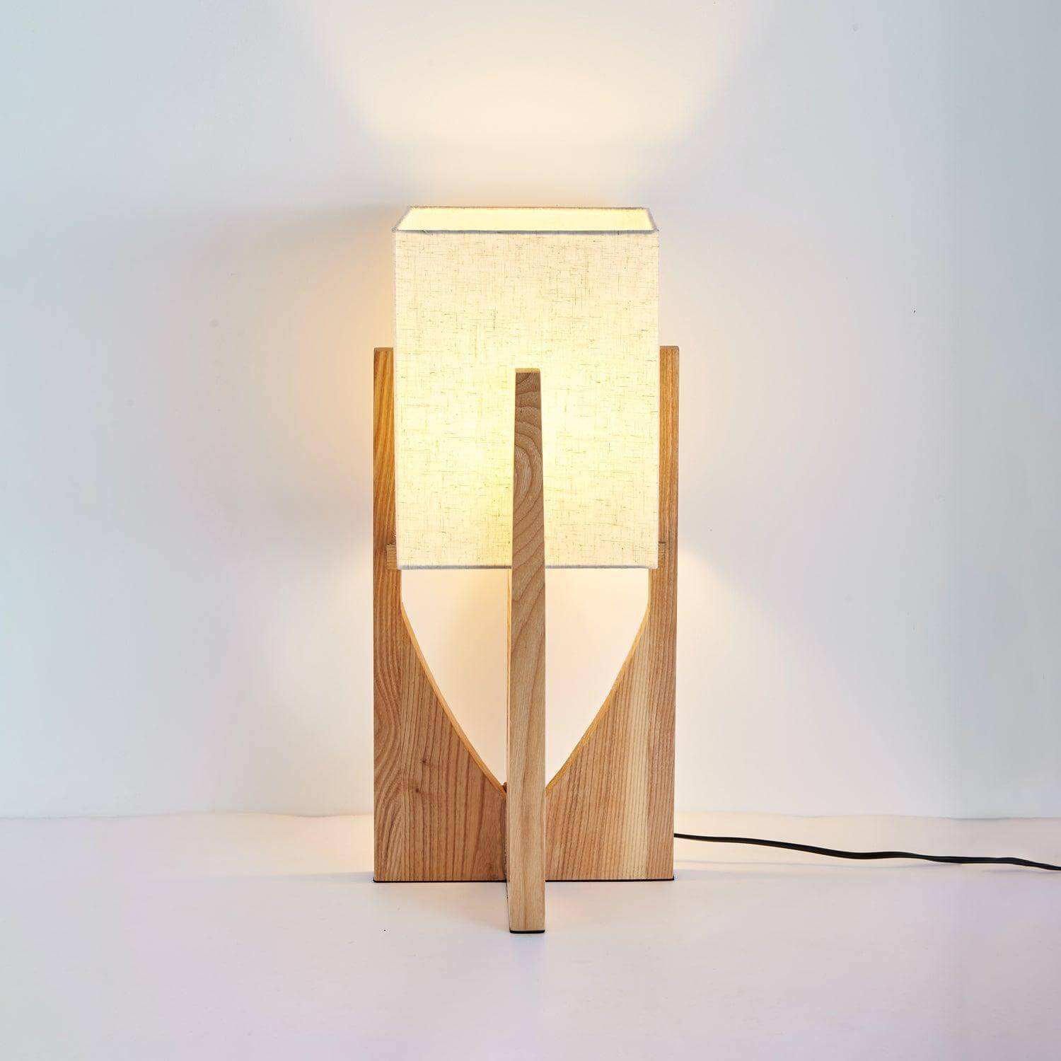 Kirinela Floor Lamp