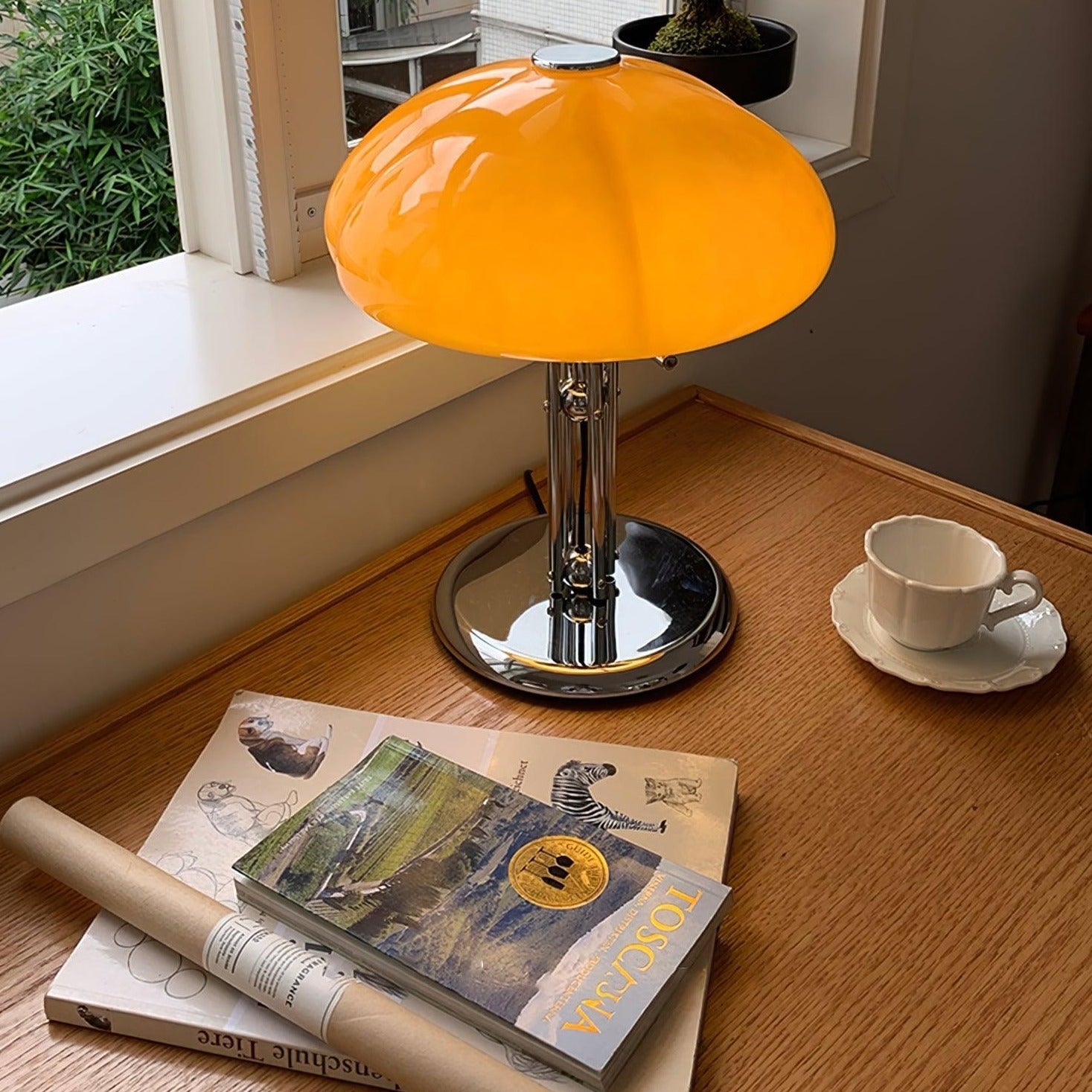 Nelvin Table Lamp