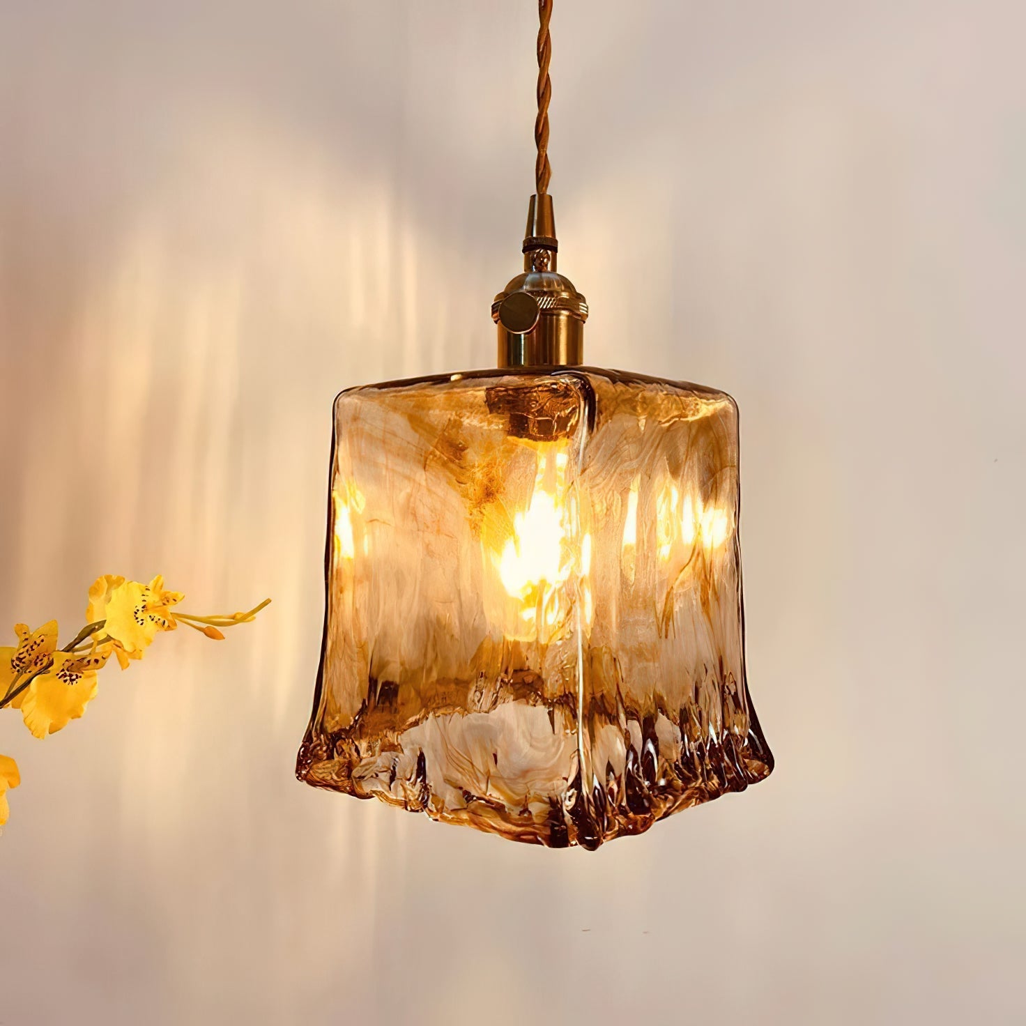 Arcalon Vintage Pendant Light