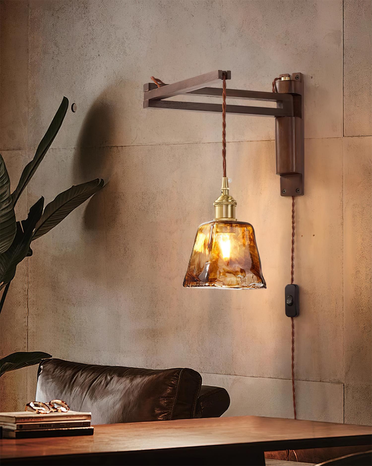 Hadi Wall Light