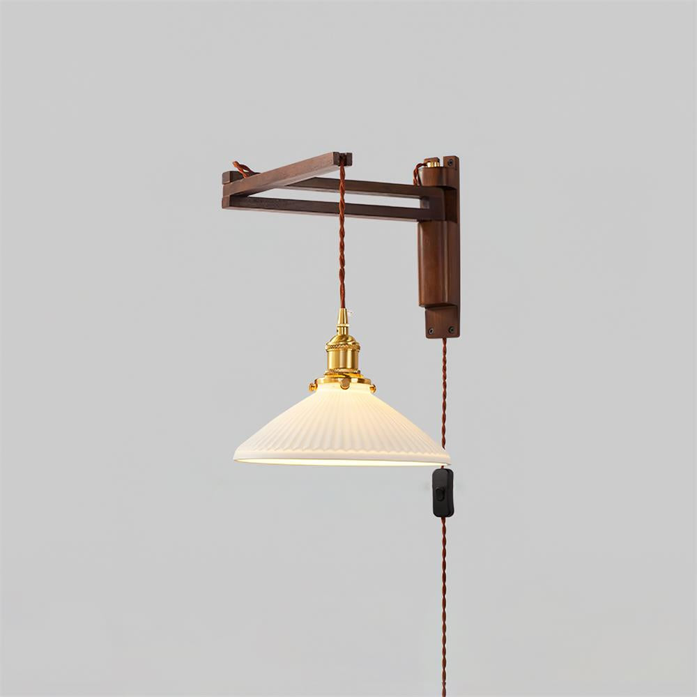 Hadi Wall Light