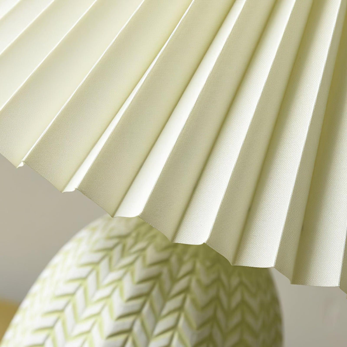 Vintage Pleated Table Lamp – detail 38