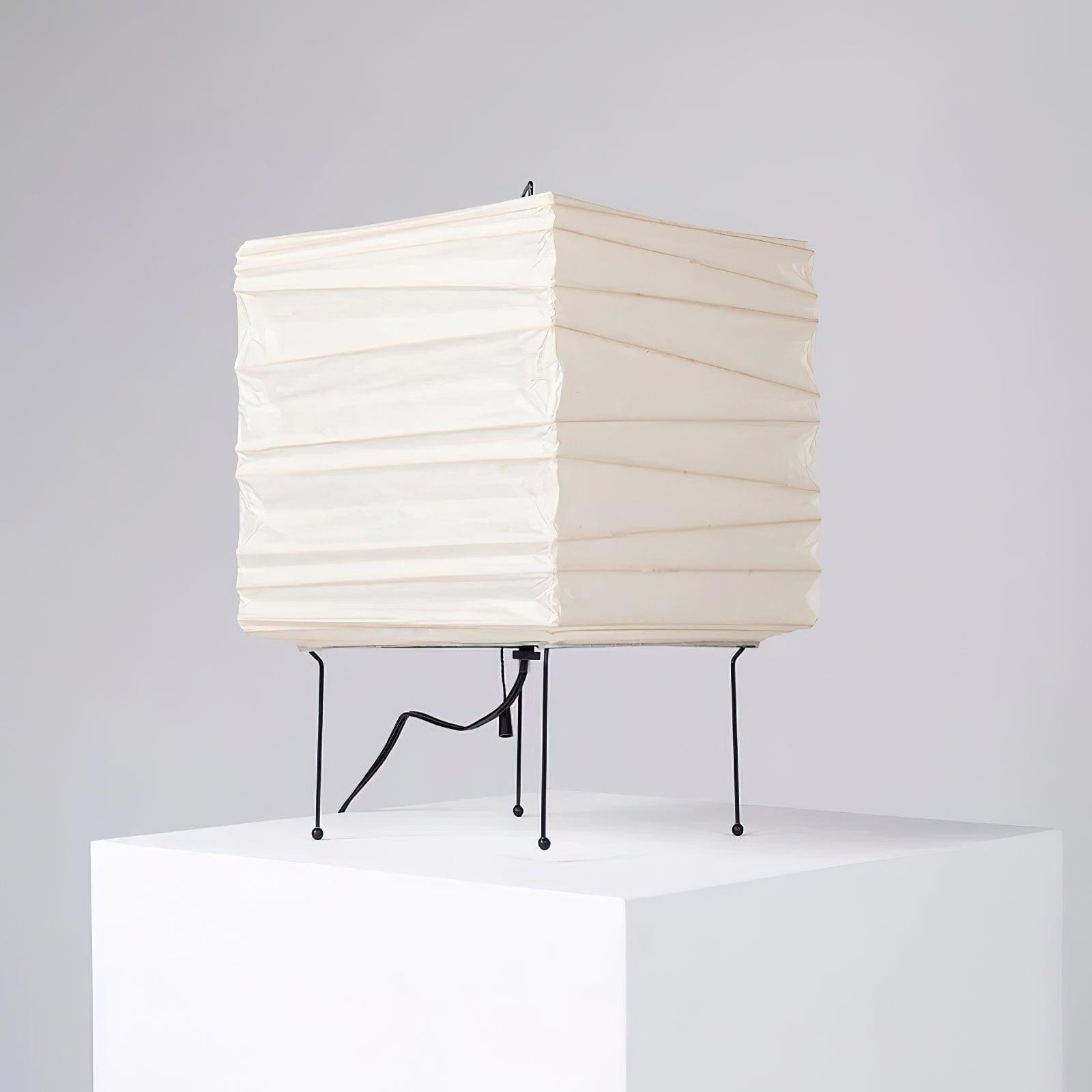 Guve Table Lamp