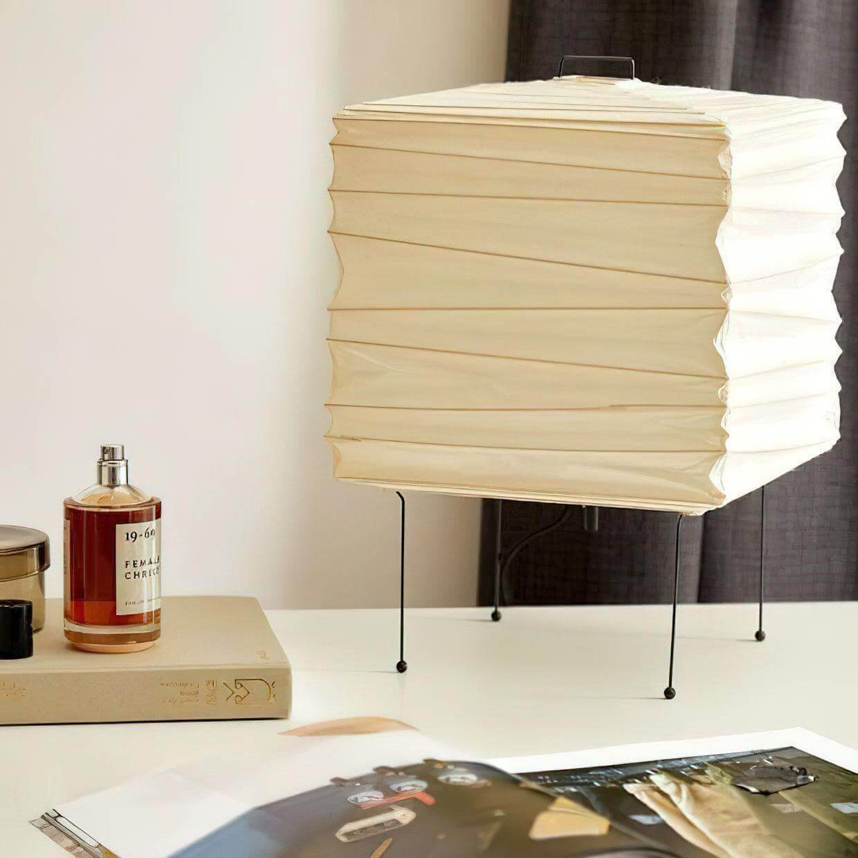 Guve Table Lamp