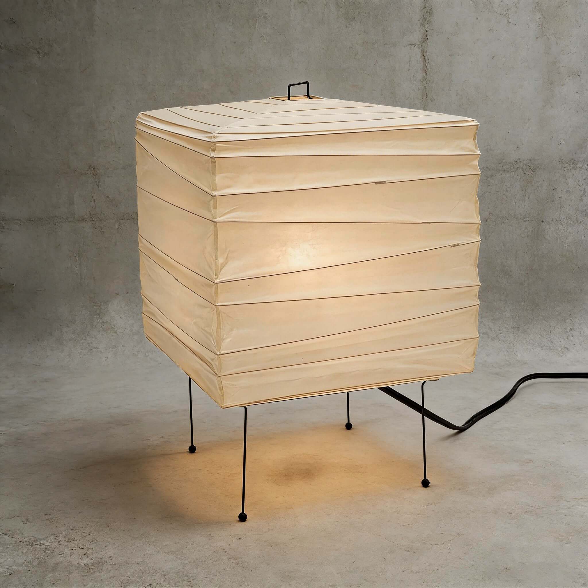Guve Table Lamp