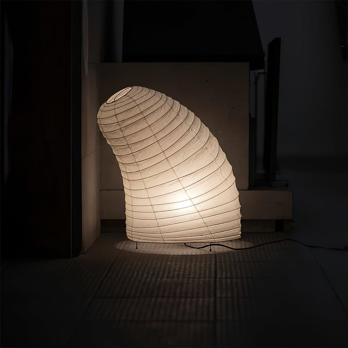 Allenla Lantern Table Lamp