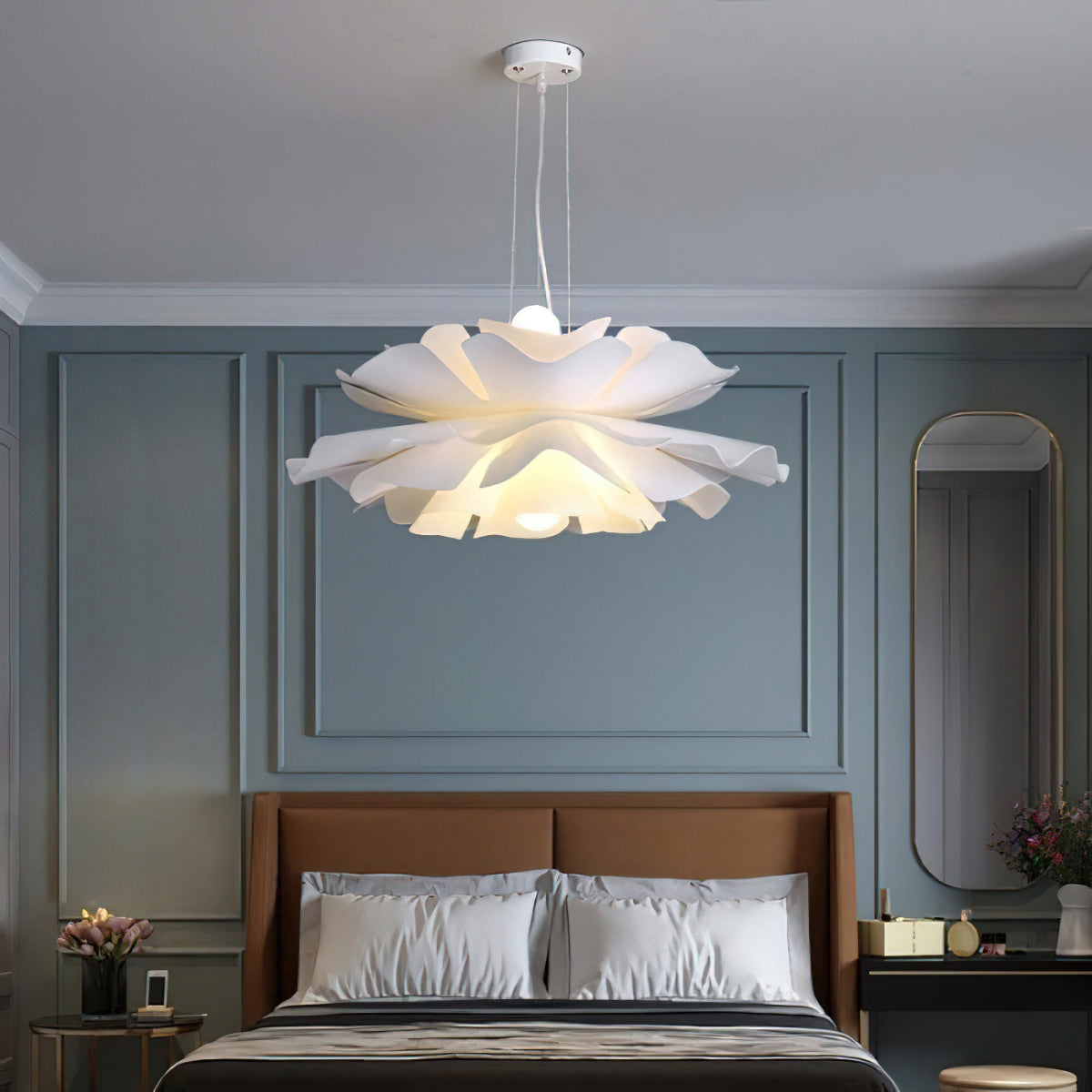 Alvonus Lotus Pendant Light