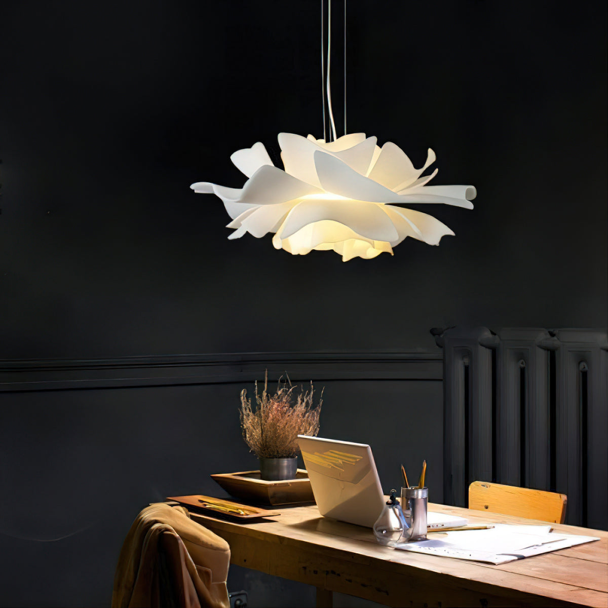 Alvonus Lotus Pendant Light