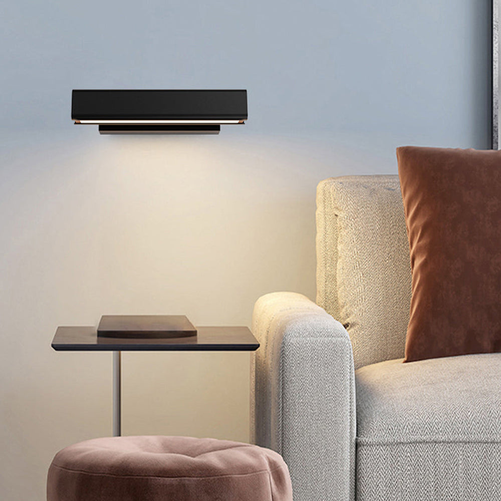 Curnas Wall Light