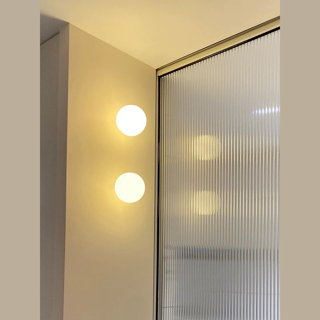 Arsonla Globe Wall Light