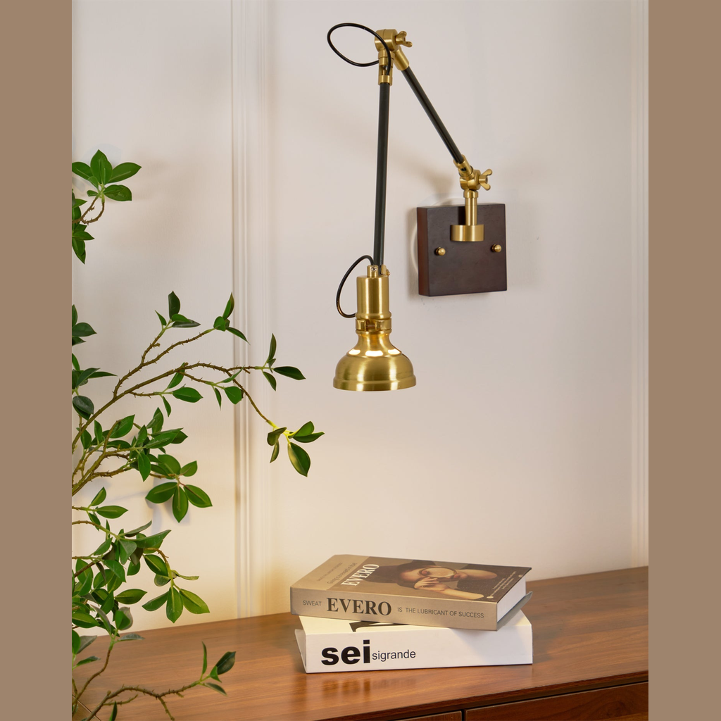 Lacavor Swing Arm Wall Light