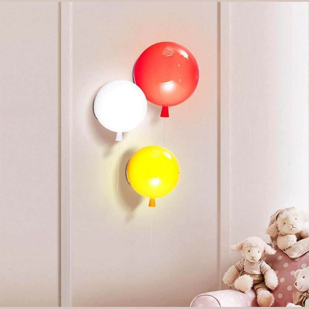 Pusanora Balloon Wall Light