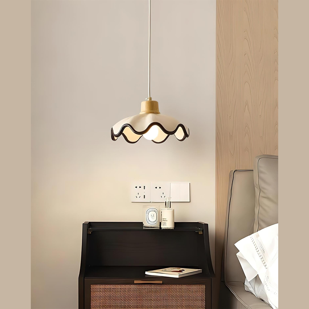 Najano Scalloped Pendant Light