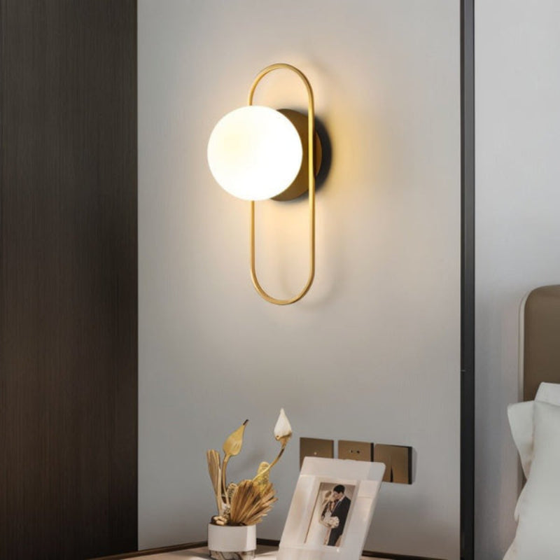 Oktun Wall Light