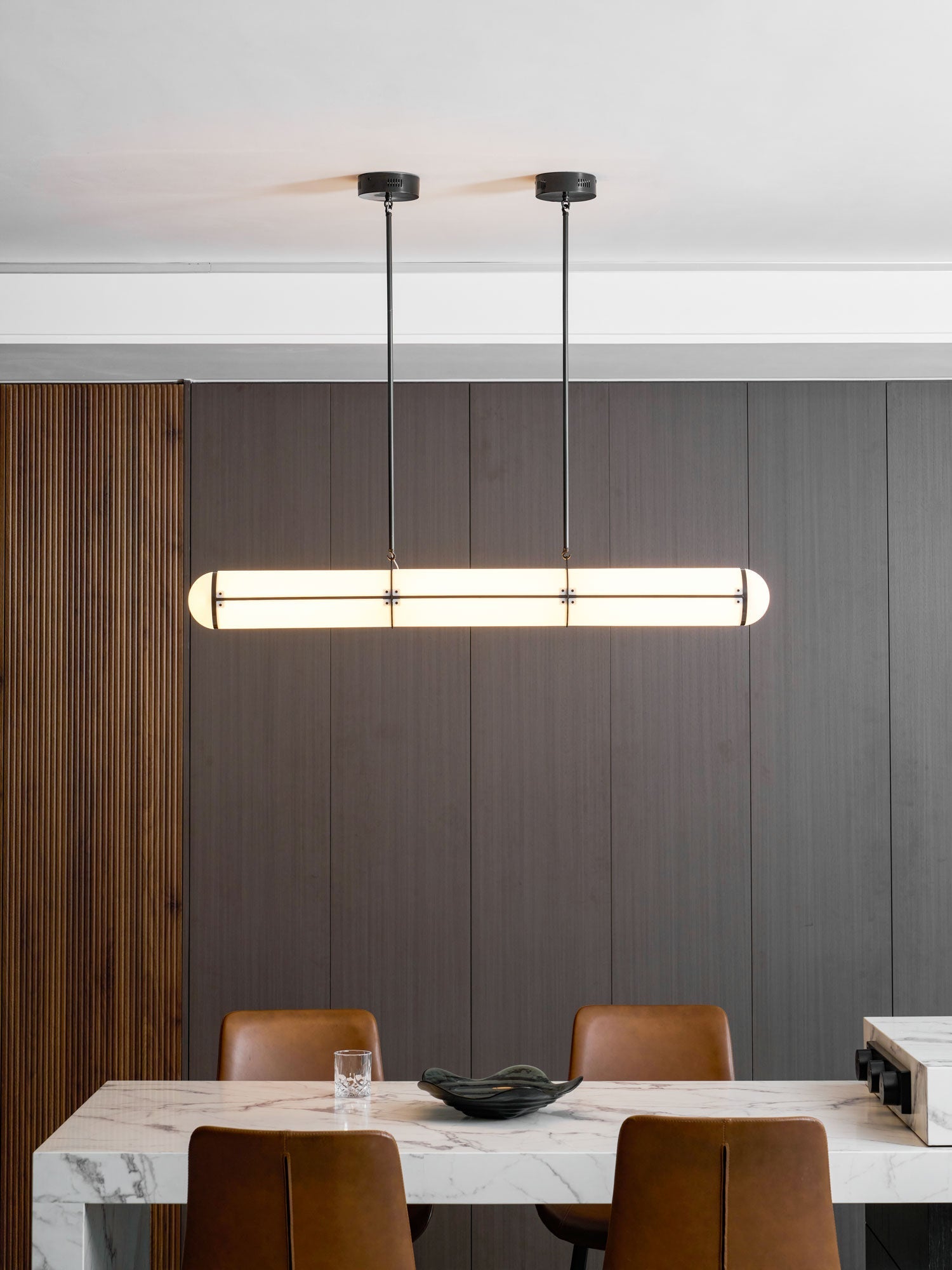 Avolezo Linear Pendant Light