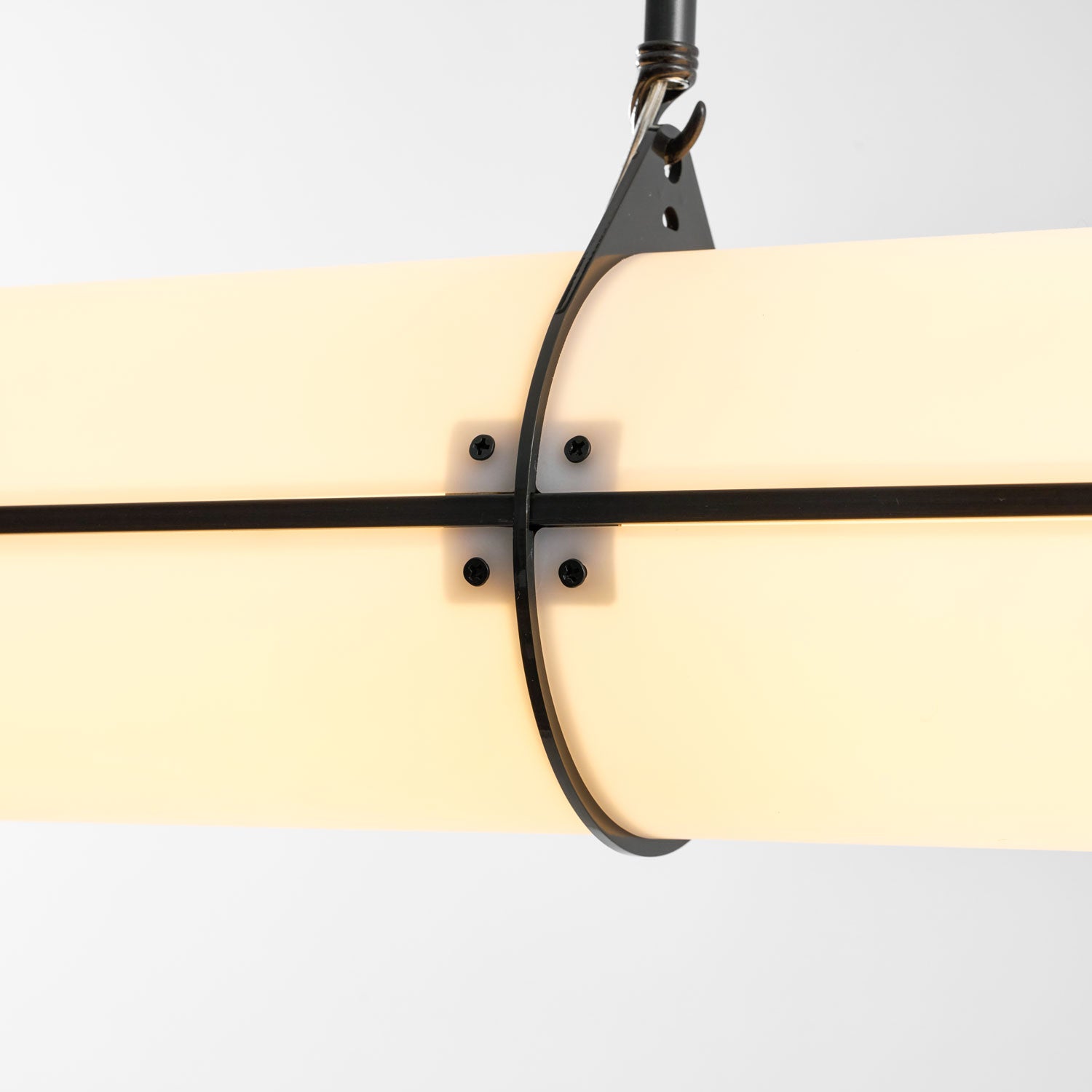 Avolezo Linear Pendant Light