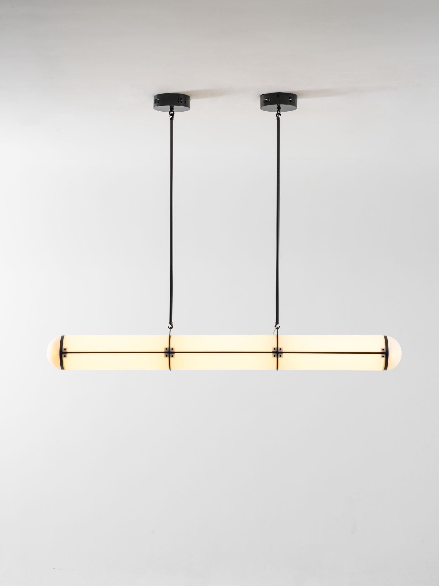 Avolezo Linear Pendant Light