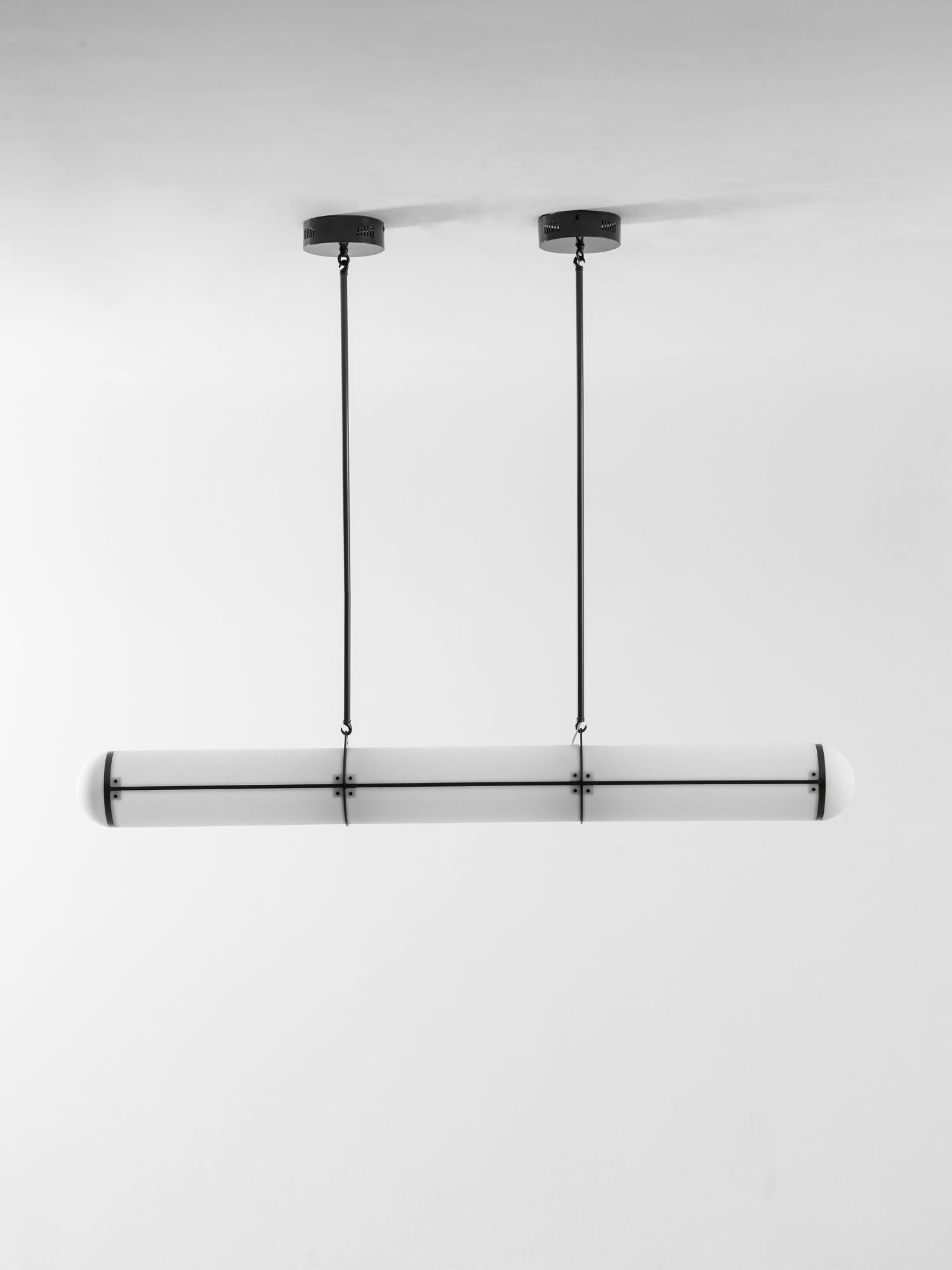 Avolezo Linear Pendant Light