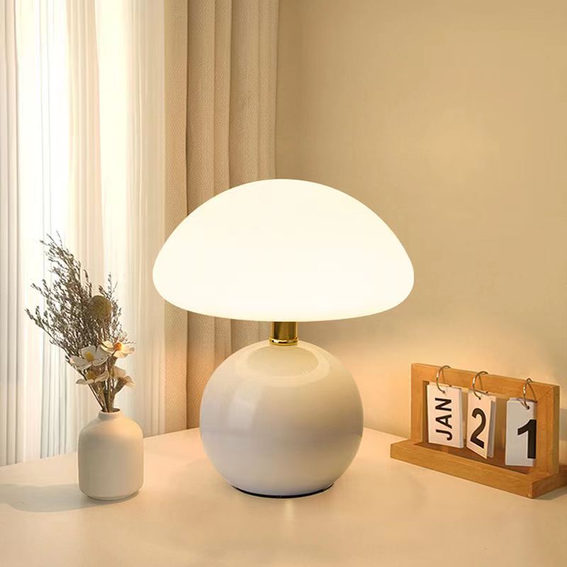 Rimmo Mushroom Table Lamp
